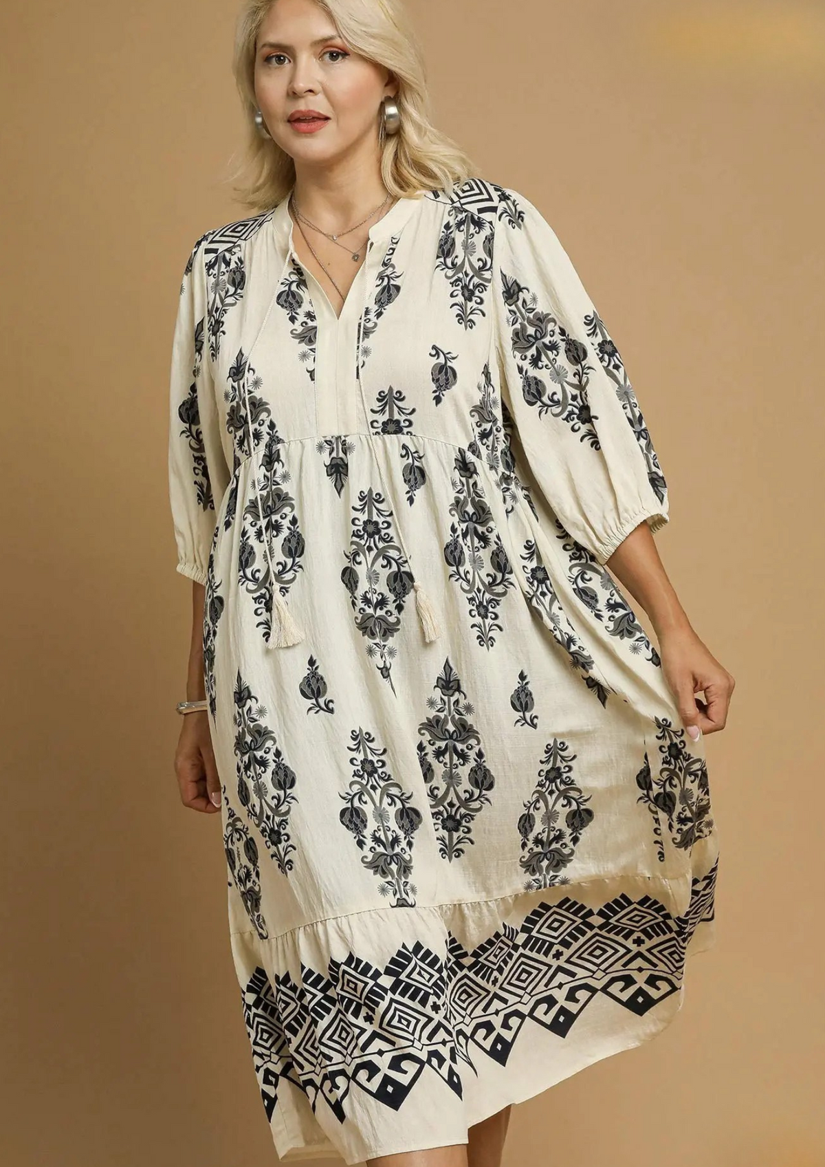 Roxanna Dress - Curvy